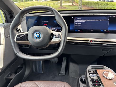 Certified 2023 BMW iX xDrive50 w/ Premium Package AWD/4WD image 30