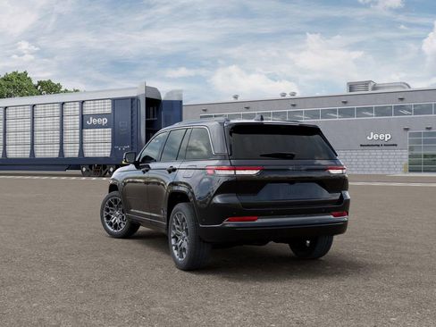 New 2026 Jeep Grand Cherokee Summit AWD/4WD image 3