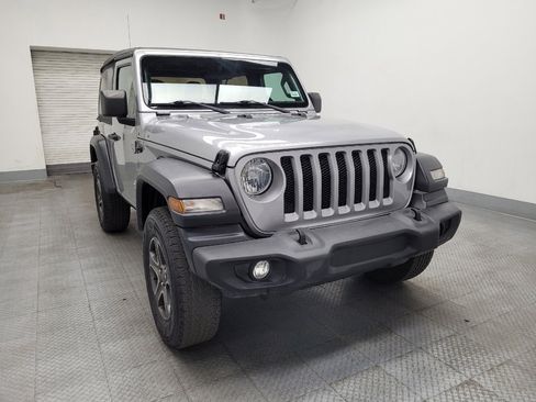 Used 2018 Jeep Wrangler Sport image 13