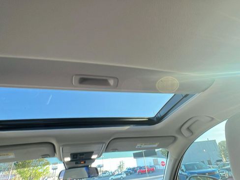 Used 2024 Honda Accord EX image 19