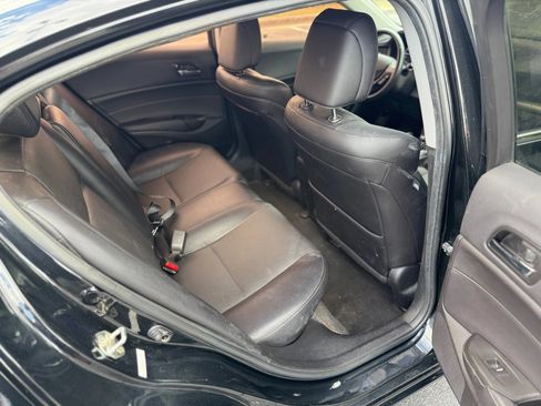 Used 2018 Acura ILX FWD image 12