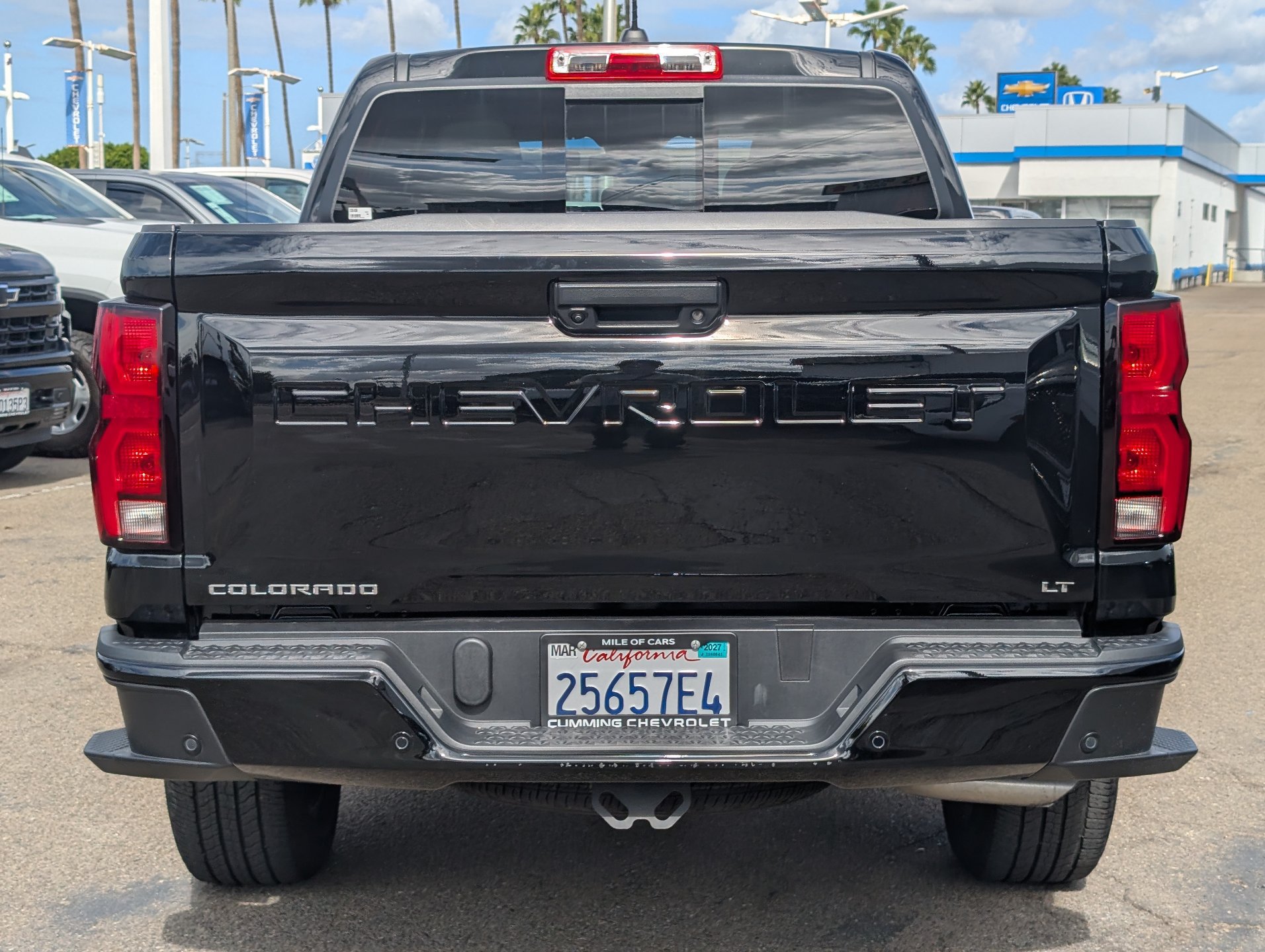 Used 2024 Chevrolet Colorado LT w/ LT Convenience Package III RWD image 9