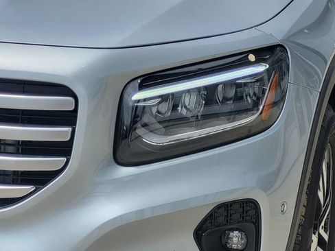 Certified 2025 Mercedes-Benz GLB 250 4MATIC image 35