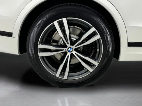 New 2026 BMW X7 xDrive40i w/ M Sport Package image 8