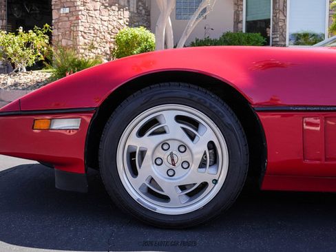 Used 1990 Chevrolet Corvette ZR-1 RWD image 4
