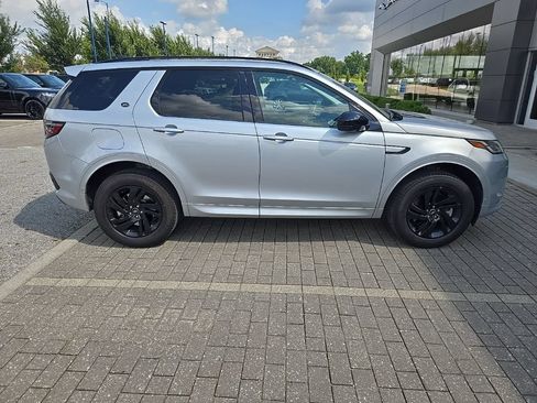 Certified 2025 Land Rover Discovery Sport S AWD/4WD image 4