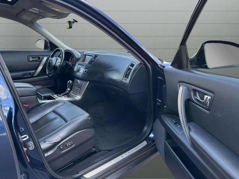 Used 2006 INFINITI FX35 2WD w/ (G02) Touring Pkg image 21