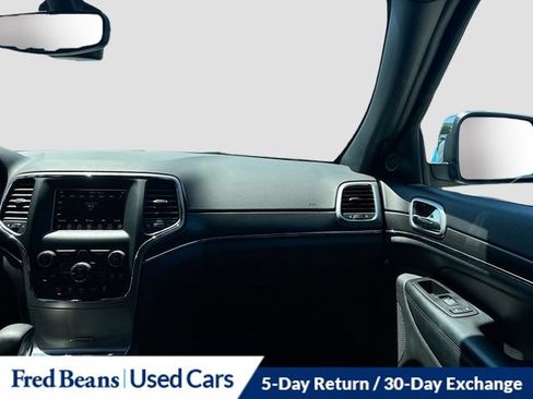 Used 2018 Jeep Grand Cherokee Limited AWD/4WD image 29