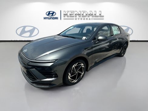 New 2026 Hyundai Sonata SEL FWD image 3