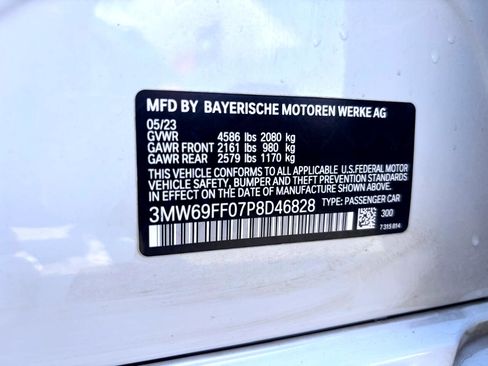 Used 2023 BMW 330i Sedan w/ M Sport Package image 29