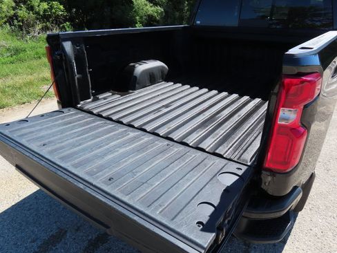 Used 2024 Chevrolet Silverado 1500 RST w/ Convenience Package II AWD/4WD image 18