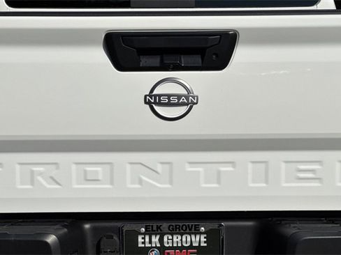Used 2024 Nissan Frontier SV w/ SV Convenience Package image 49