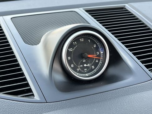 Used 2018 Porsche Macan S image 22