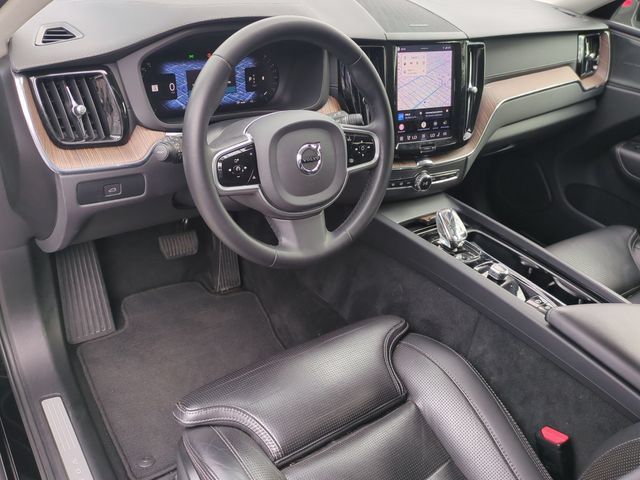 Certified 2023 Volvo XC60 B5 Ultimate w/ Protection Package Premier FWD image 12