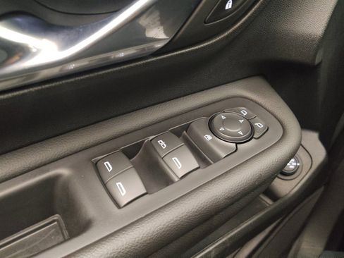 Used 2023 GMC Terrain SLT FWD image 27