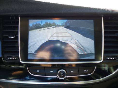 Used 2020 Buick Encore Preferred w/ Safety Package FWD image 30