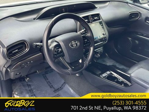 Used 2021 Toyota Prius FWD image 14