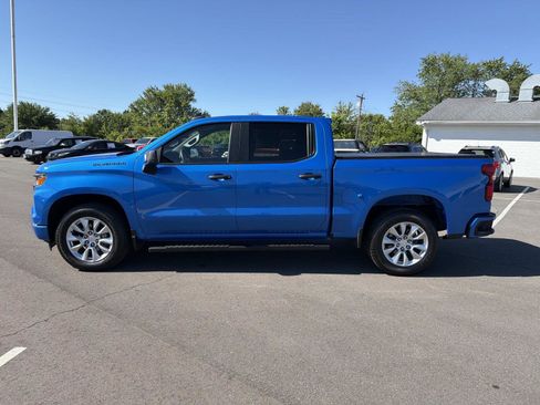 Certified 2025 Chevrolet Silverado 1500 Custom RWD image 9