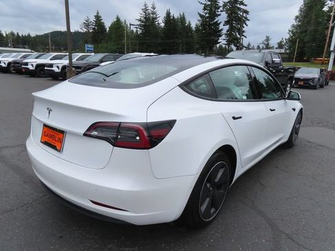 Used 2021 Tesla Model 3 Standard Range Plus RWD image 8