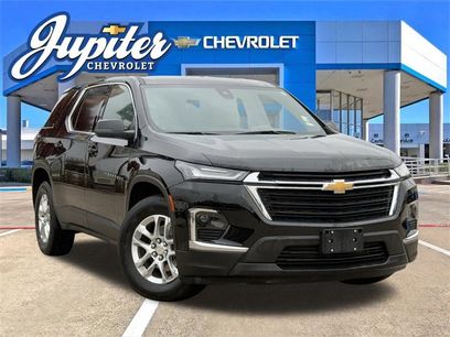 Used 2023 Chevrolet Traverse LS