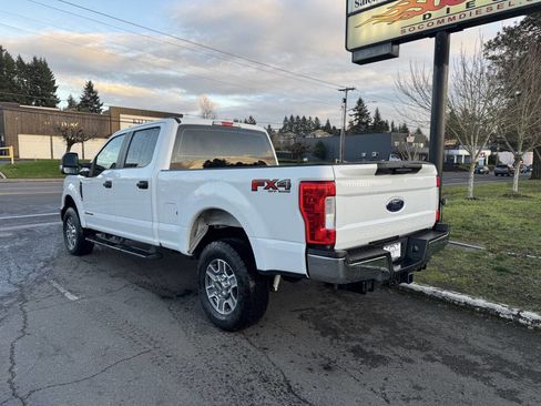 Used 2019 Ford F250 XL w/ Power Equipment Group image 5
