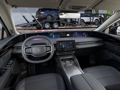 New 2026 Lincoln Nautilus Premier AWD/4WD image 9