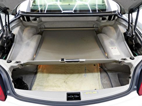 Used 2004 Lexus SC 430 Convertible image 17