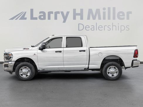 New 2026 RAM 2500 Tradesman w/ Chrome Appearance Group AWD/4WD image 3