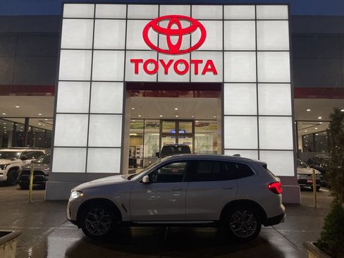 Used 2024 BMW X3 xDrive30i w/ Convenience Package image 1