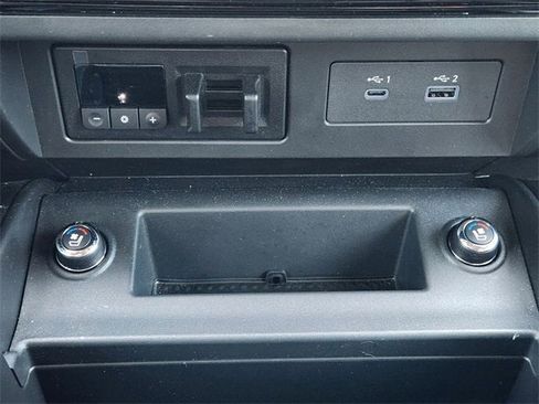 Used 2024 Nissan Titan PRO-4X w/ Pro-4x Convenience Package image 24