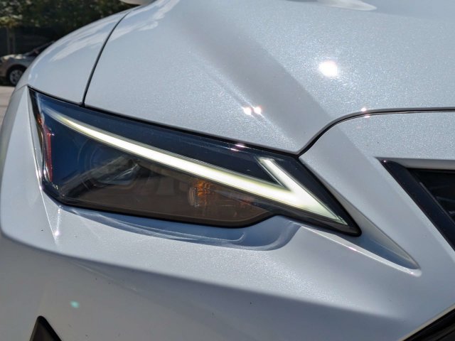 Used 2025 Lexus IS 350 F Sport RWD image 10