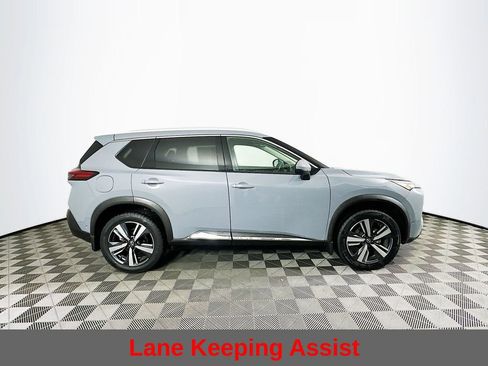 Used 2022 Nissan Rogue SL w/ SL Premium Package image 12