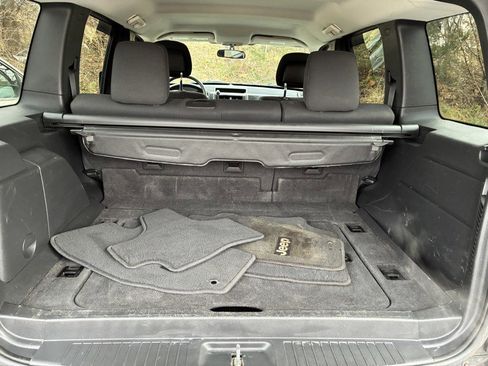 Used 2010 Jeep Liberty Sport w/ Popular Equipment Group image 14