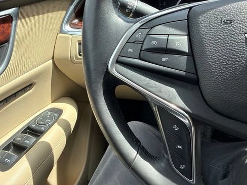 Used 2017 Cadillac XT5 Luxury w/ Driver Awareness Package FWD image 25