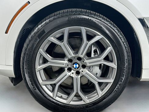 Used 2023 BMW X7 xDrive40i image 13