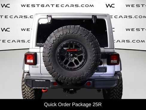 Used 2022 Jeep Wrangler Unlimited Rubicon w/ Xtreme Recon 35" Tire Package AWD/4WD image 4
