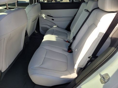 New 2026 Jeep Cherokee Limited image 8