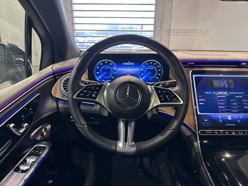 Used 2023 Mercedes-Benz EQE 500 4MATIC SUV w/ Pinnacle Trim Package image 20