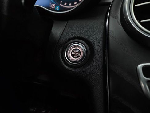 Used 2021 Mercedes-Benz C 300 Cabriolet image 24