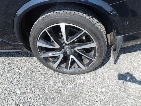 Used 2019 Volvo XC90 T6 Momentum w/ Advanced Package image 25