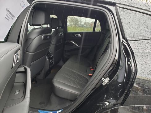 New 2026 BMW X6 xDrive40i image 7