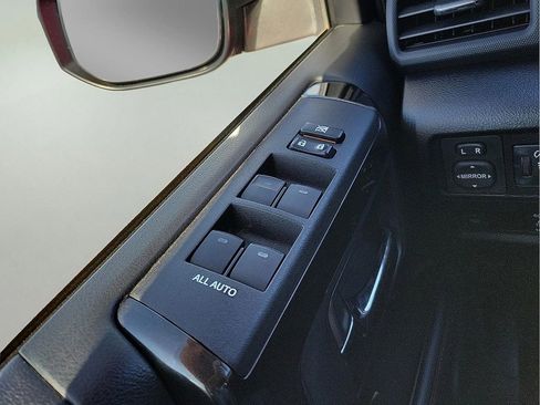 Used 2020 Toyota 4Runner Venture w/ Moonroof Package AWD/4WD image 13