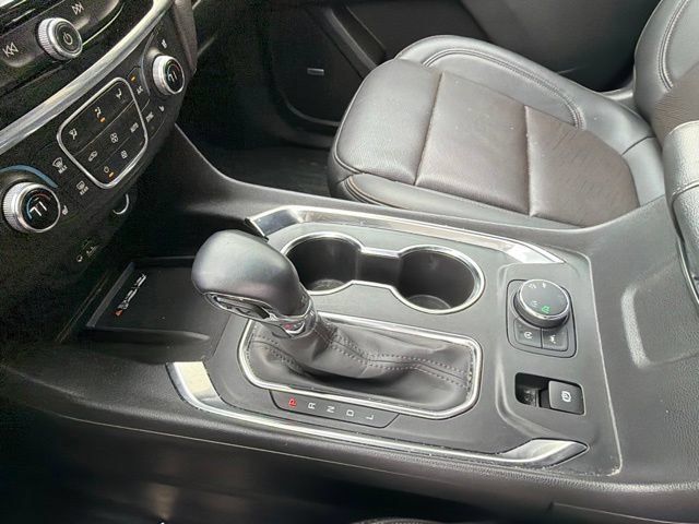 Used 2023 Chevrolet Traverse High Country AWD/4WD image 26