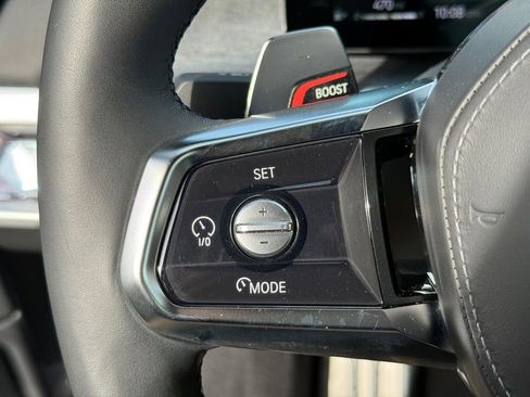 Used 2023 BMW 760i xDrive w/ Executive Package image 19