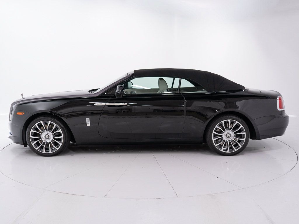 Certified 2018 Rolls-Royce Dawn RWD image 11