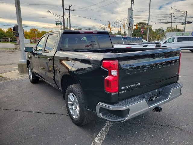 Certified 2023 Chevrolet Silverado 1500 LT AWD/4WD image 4
