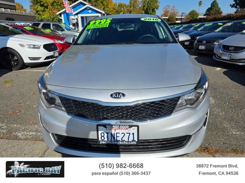 Used 2016 Kia Optima LX image 2