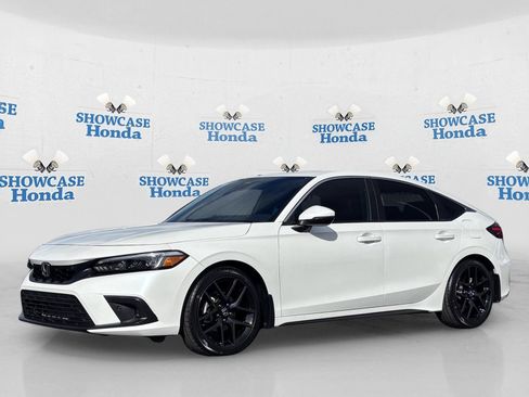 Certified 2024 Honda Civic Sport Touring image 2