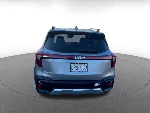 Used 2025 Kia Seltos S FWD image 12