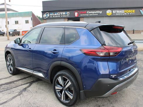 Certified 2023 Nissan Rogue SL w/ SL Premium Package AWD/4WD image 3